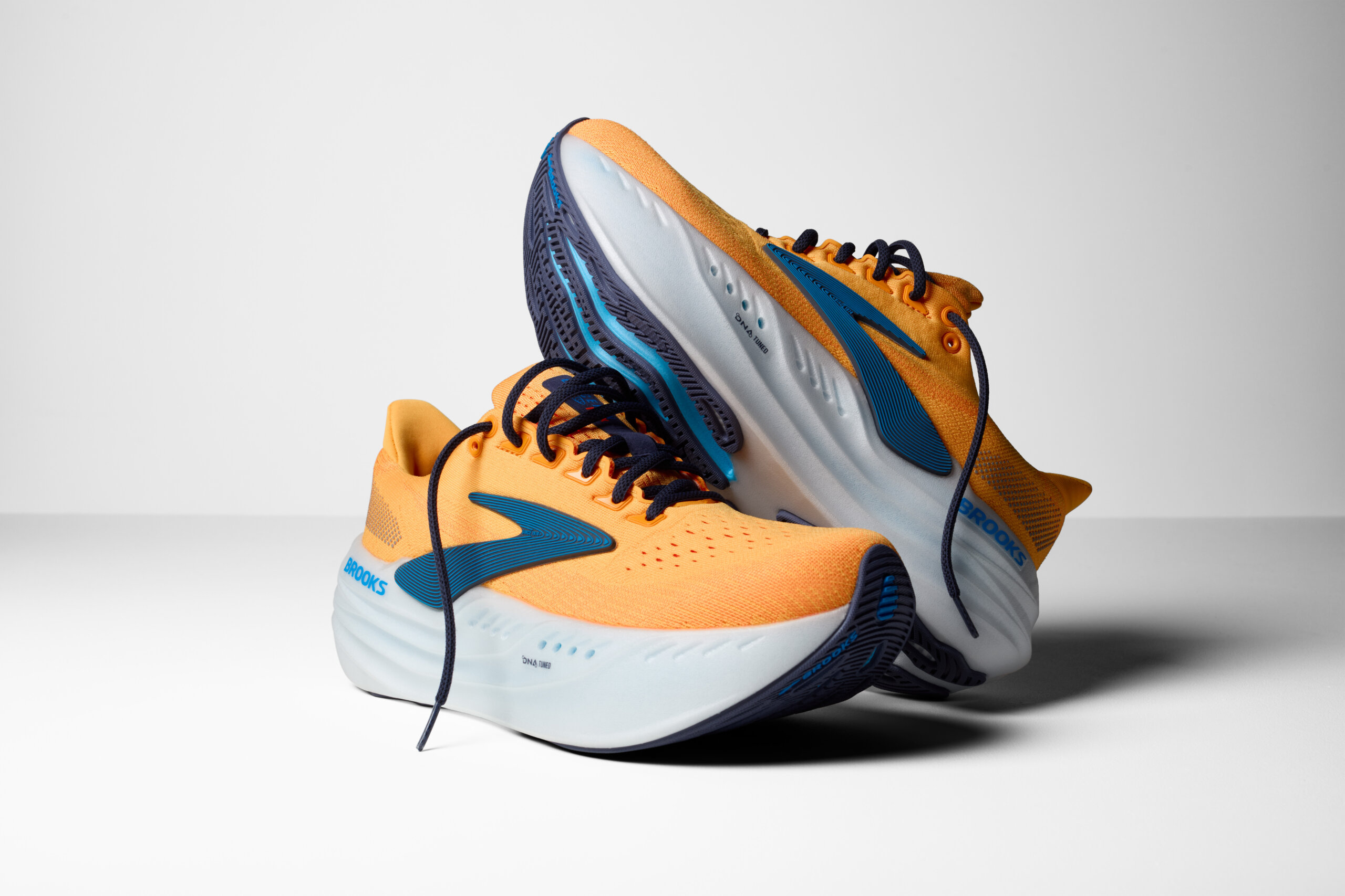 BROOKS GLYCERIN MAX Blazing Orange/Blue/White – Image 5