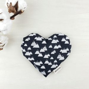 Coussin réconfort Cœur pour bébé en coton (Népal noir & blanc)