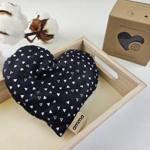 Coussin réconfort Cœur pour bébé en coton (triangle noir & blanc)