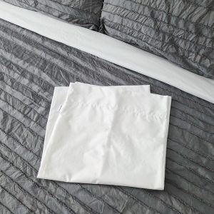 Taie pour oreiller de corps en percale de coton blanc – 48 x 12 po