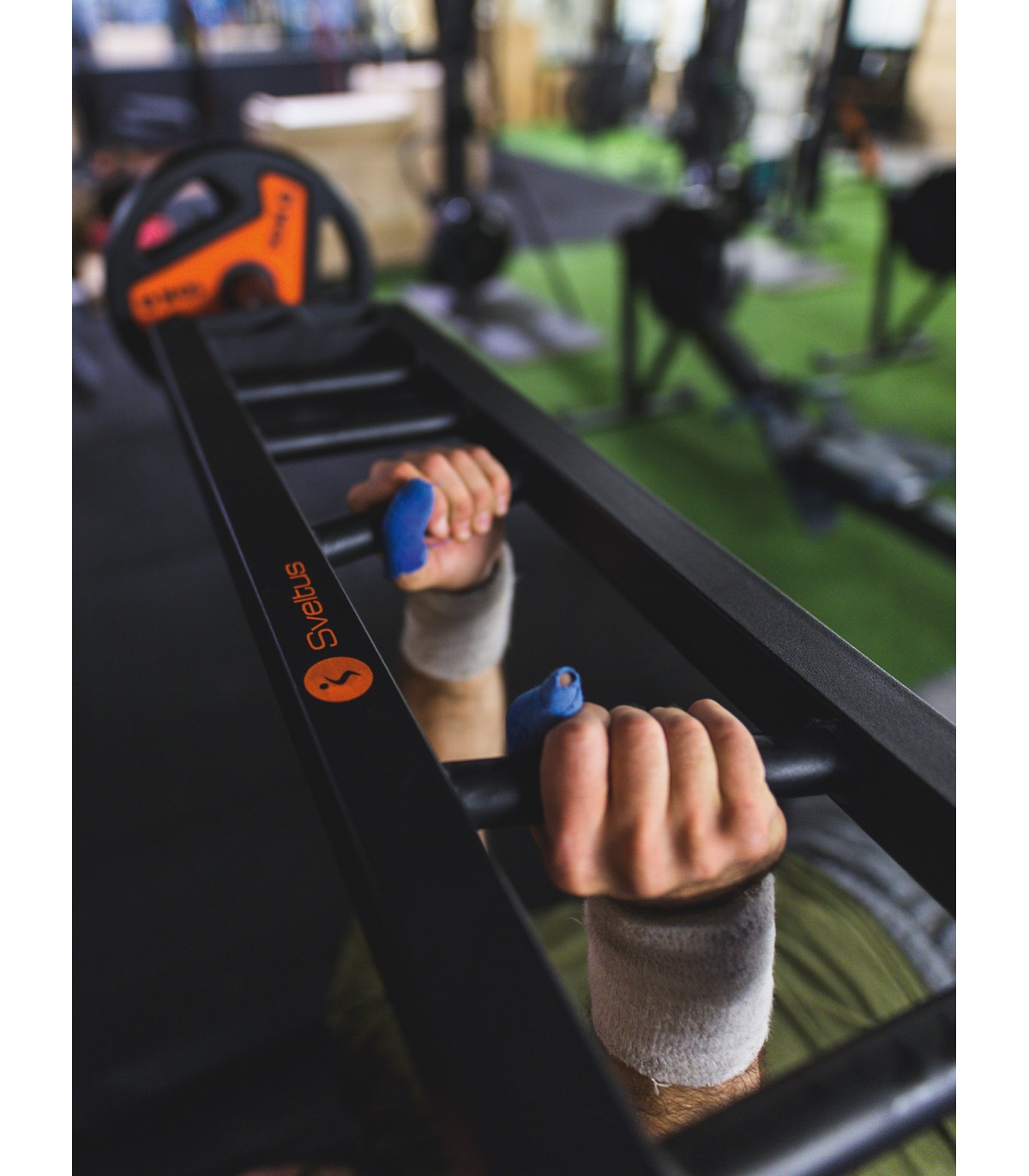 Sveltus Football barre 208cm 20kg Ø48mm + 2 stop disques vissables – Image 4