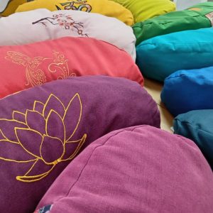 Coussin demi lune personnalisé