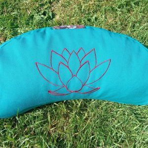 Coussin demi lune bleu lotus