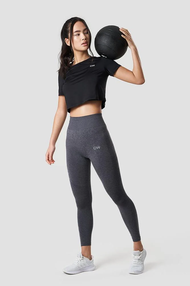 Training Crop Top – Image 3