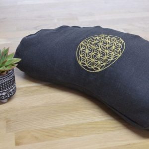 Coussin demi lune fleur de vie