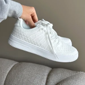 Airknit Shoes